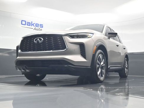 Used 2025 INFINITI QX60 Luxe FWD image 43
