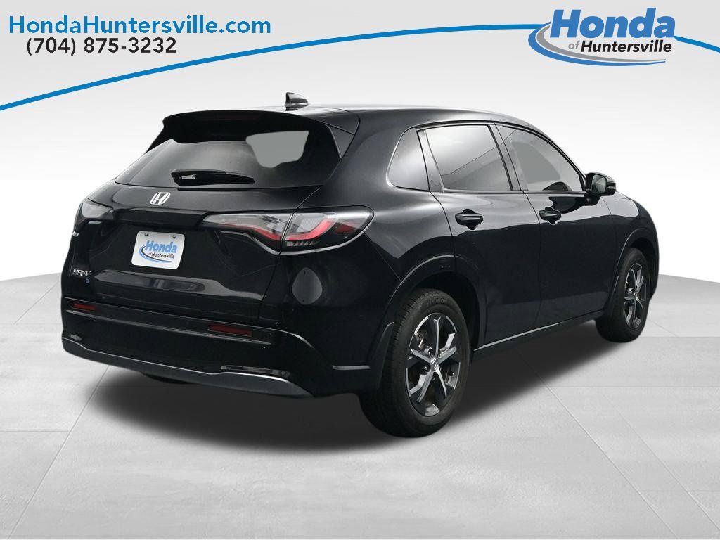 Used 2025 Honda HR-V EX-L image 8