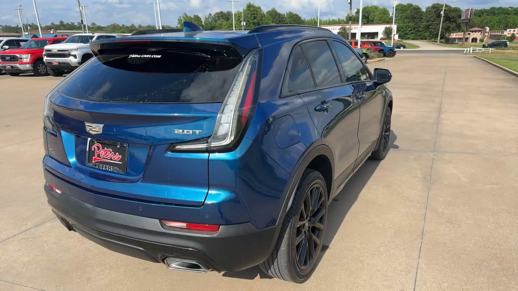 Used 2019 Cadillac XT4 Sport w/ Cold Weather Package FWD image 8