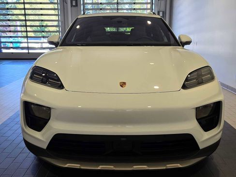 New 2025 Porsche Macan 4S Electric image 10