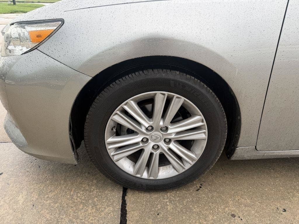 Used 2015 Lexus ES 350 w/ Premium Package FWD image 20