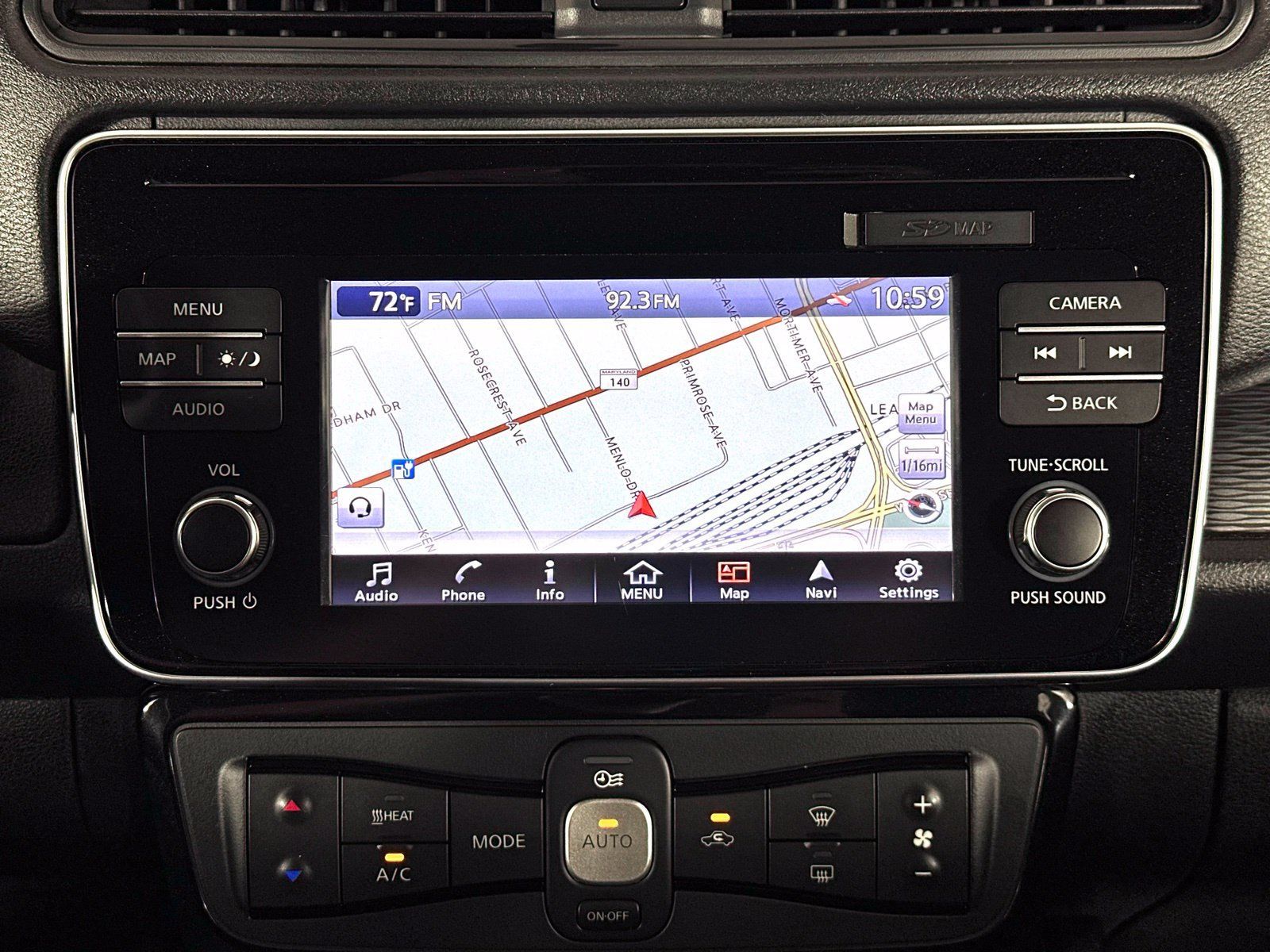 Used 2019 Nissan Leaf SV FWD image 16