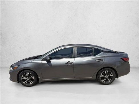 Used 2022 Nissan Sentra SV FWD image 2