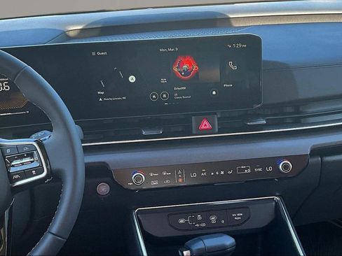 New 2026 Kia Carnival EX image 6