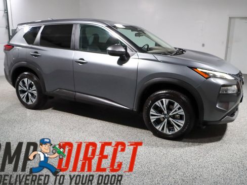 Used 2023 Nissan Rogue SV image 6