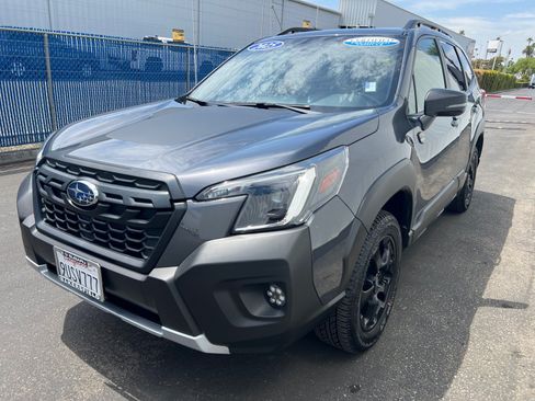 Used 2025 Subaru Forester Wilderness w/ Wilderness Package AWD/4WD image 9