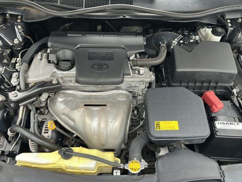 Used 2012 Toyota Camry LE FWD image 18