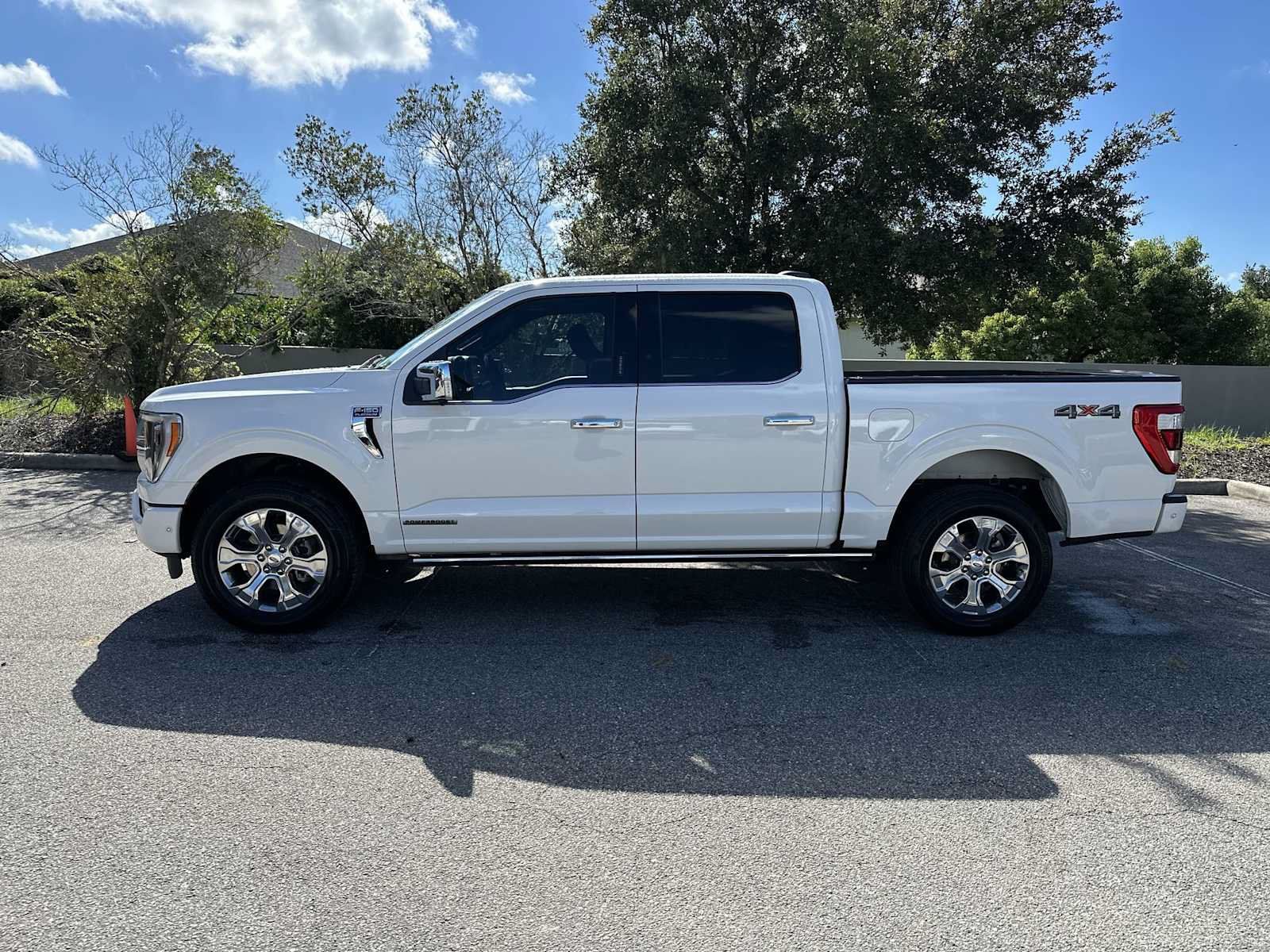 Used 2023 Ford F150 Platinum AWD/4WD image 3