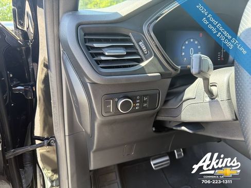 Used 2024 Ford Escape ST-Line w/ Tech Pack #1 FWD image 14
