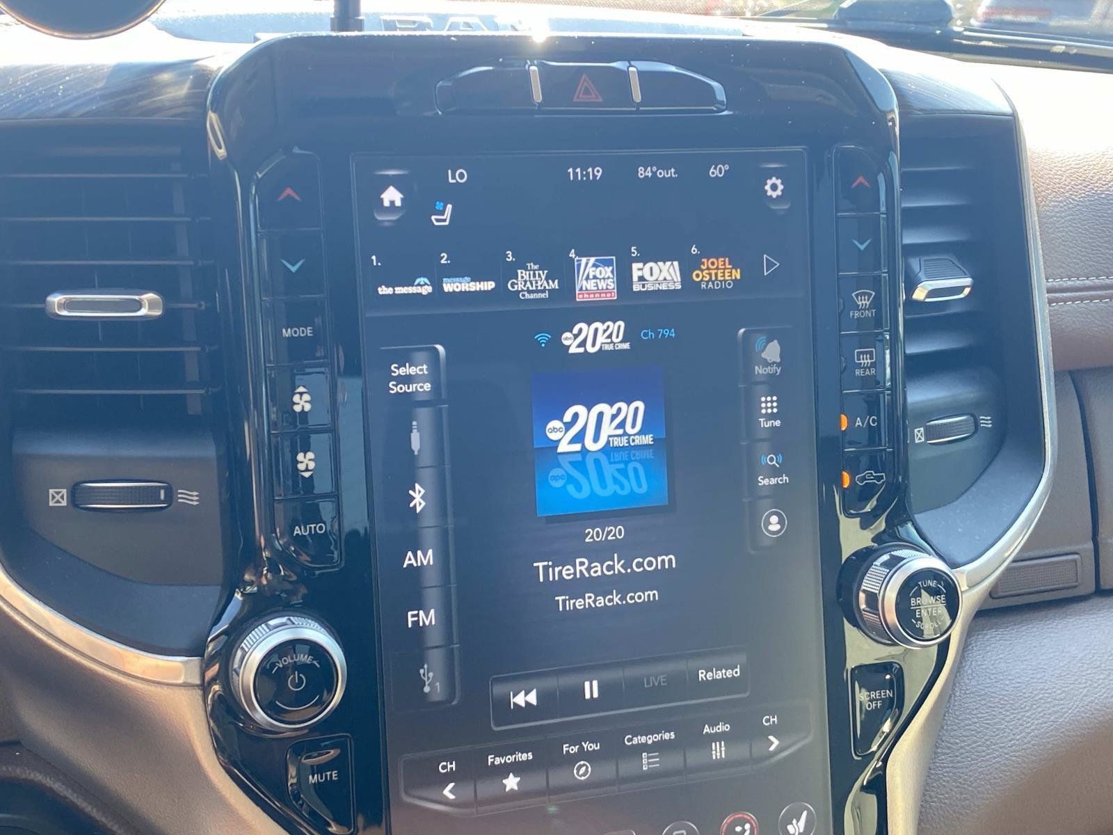 Used 2020 RAM 1500 Laramie AWD/4WD image 29