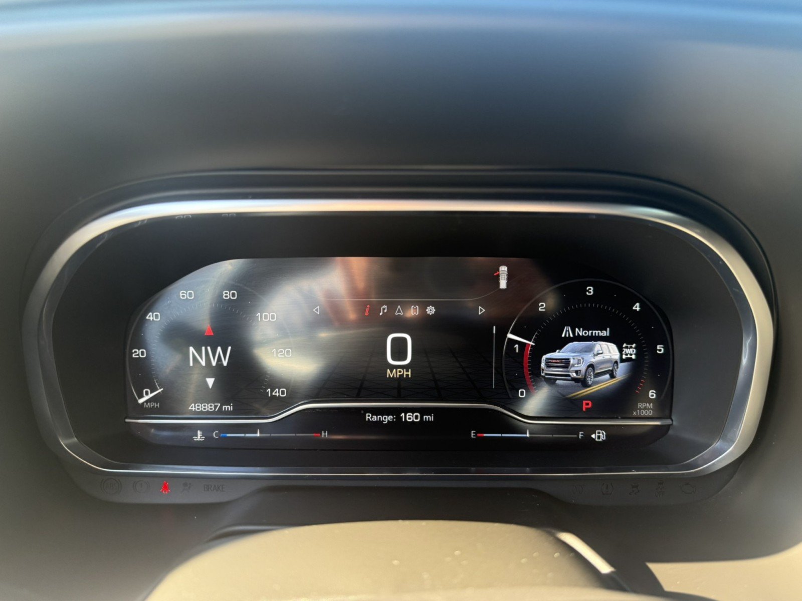 Used 2023 GMC Yukon SLT AWD/4WD image 16
