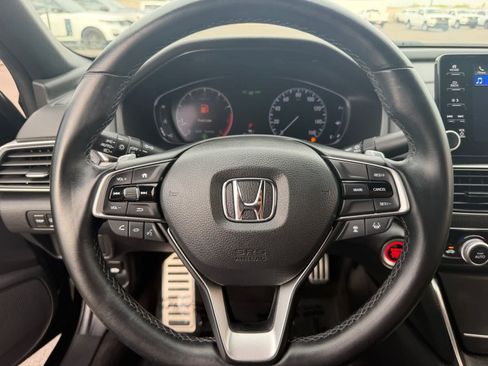 Used 2019 Honda Accord Sport image 18