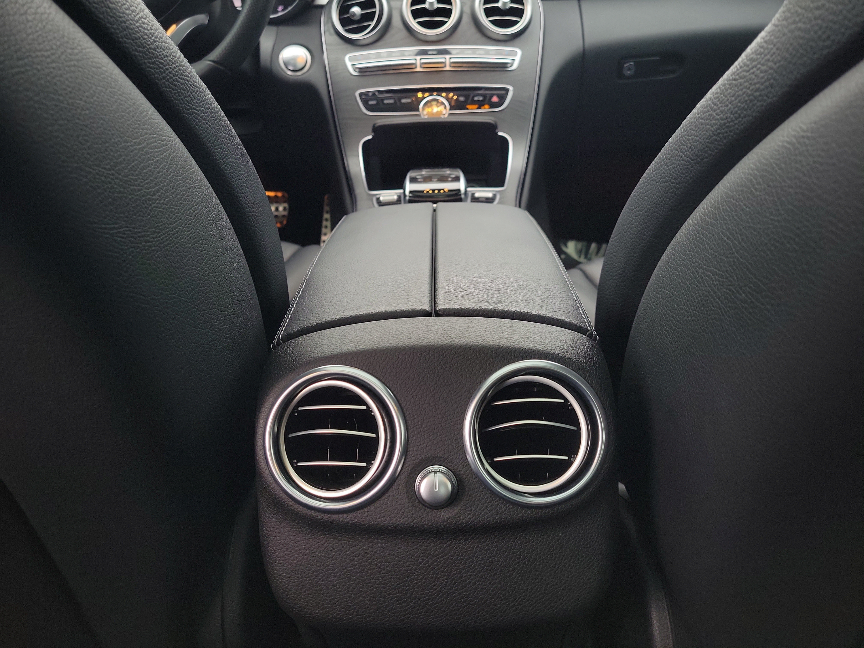 Used 2015 Mercedes-Benz C 300 Sedan image 13