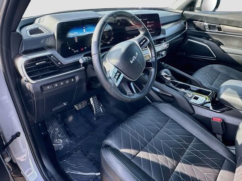 Used 2025 Kia Telluride SX X-Line AWD/4WD image 9