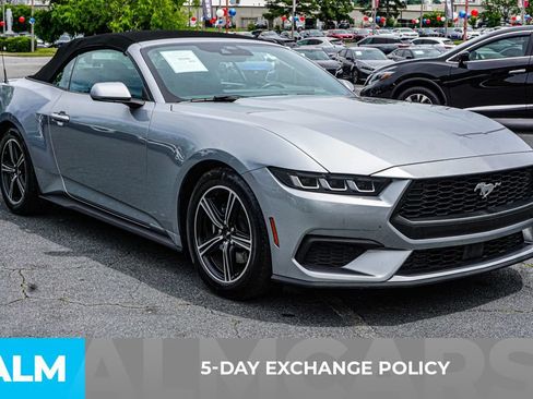 Used 2025 Ford Mustang Premium RWD image 4