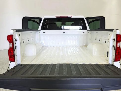 Used 2023 Chevrolet Silverado 1500 LT image 19