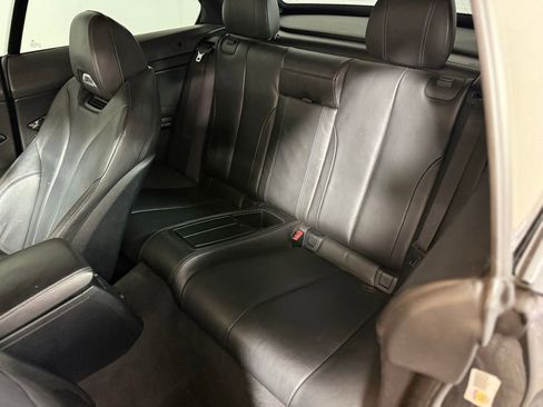 Used 2016 BMW M4 Convertible image 22