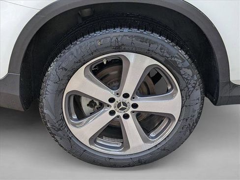 Used 2022 Mercedes-Benz GLC 300 4MATIC w/ Premium Package Lite image 20