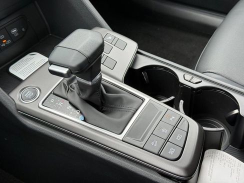 New 2026 Kia Sportage EX FWD image 14