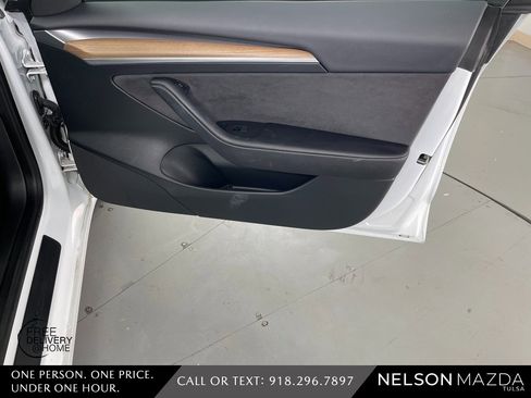 Used 2023 Tesla Model 3 Standard Range image 45