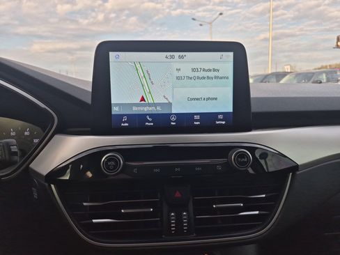 Used 2020 Ford Escape SE image 33