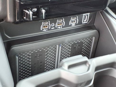 New 2026 RAM 2500 Limited AWD/4WD image 31
