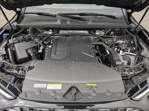 Certified 2025 Audi Q5 Premium w/ Convenience Package image 21