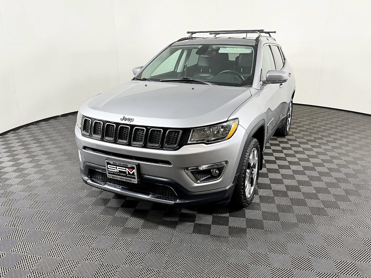 Used 2019 Jeep Compass Limited AWD/4WD image 2