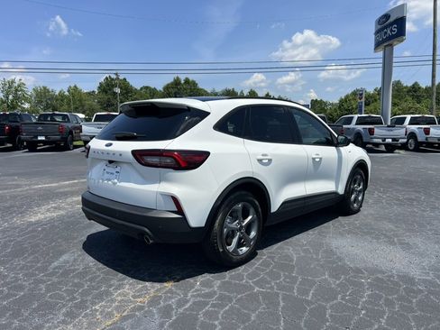 New 2025 Ford Escape ST-Line w/ Tech Pack #1 image 5