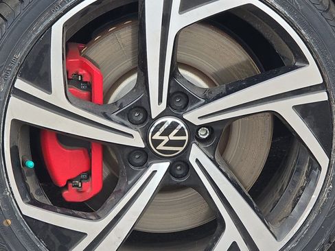Used 2024 Volkswagen GTI SE FWD image 36