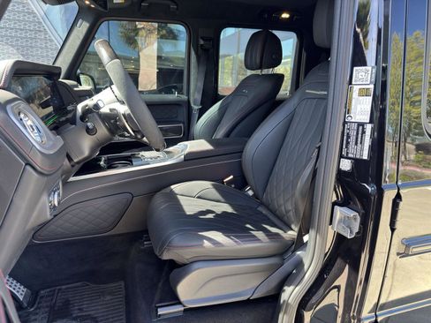 Used 2025 Mercedes-Benz G 63 AMG AMG G 63 image 13
