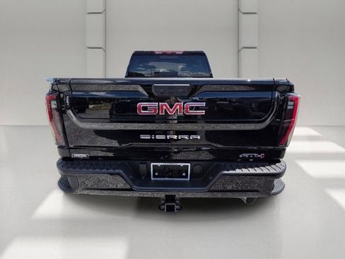 New 2026 GMC Sierra 2500 AT4 w/ AT4 Premium Plus Package AWD/4WD image 4
