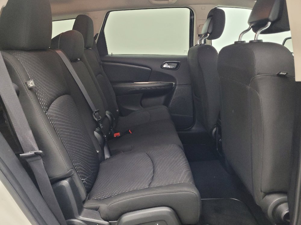 Used 2018 Dodge Journey SXT w/ Connectivity Group FWD image 19
