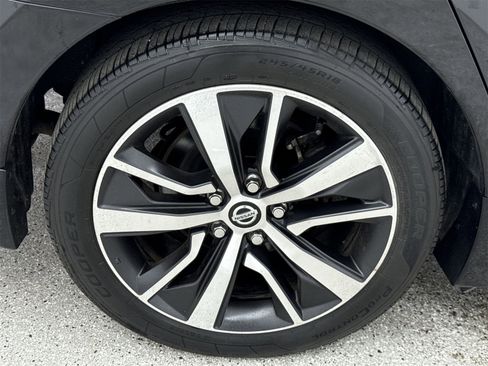 Used 2021 Nissan Maxima SR w/ Sport Mat Group image 50