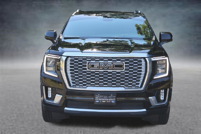 Used 2023 GMC Yukon Denali AWD/4WD image 29