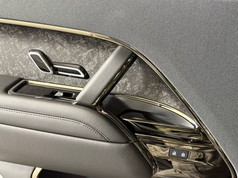 New 2025 Land Rover Range Rover Sport SV Edition Two image 25