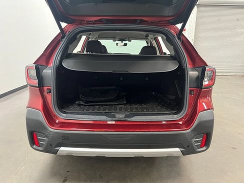 Used 2020 Subaru Outback Limited AWD/4WD image 23