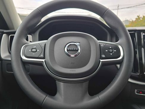 Certified 2024 Volvo XC60 B5 Core w/ Protection Package Premier AWD/4WD image 24
