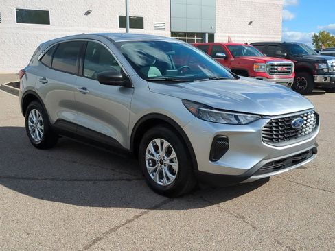 Certified 2023 Ford Escape Active image 2