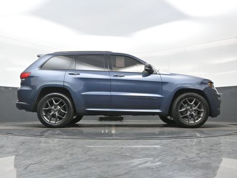 Used 2020 Jeep Grand Cherokee Limited X image 31