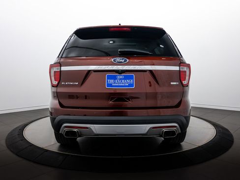 Used 2016 Ford Explorer Platinum AWD/4WD image 22