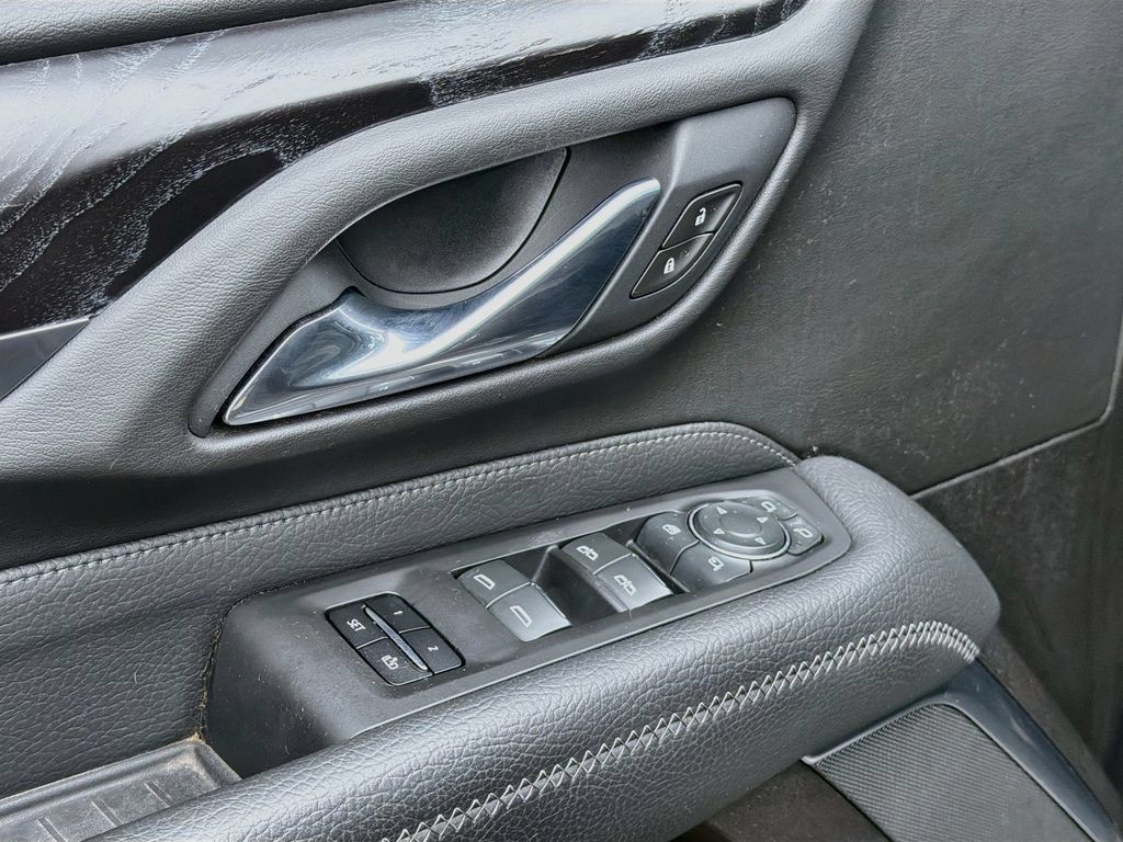 Used 2021 GMC Yukon Denali w/ Denali Premium Package AWD/4WD image 20