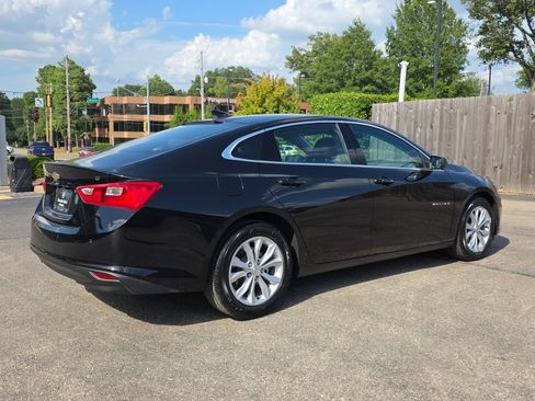 Used 2023 Chevrolet Malibu LT w/ Driver Confidence Package FWD image 5
