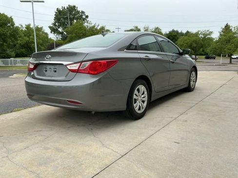 Used 2012 Hyundai Sonata GLS FWD image 6