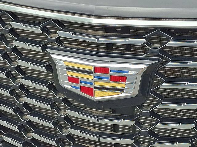 Certified 2023 Cadillac XT4 Luxury w/ Cold Weather Package AWD/4WD image 29