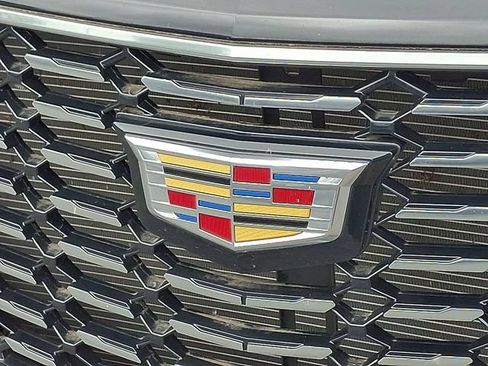 Certified 2023 Cadillac XT4 Luxury w/ Cold Weather Package AWD/4WD image 29
