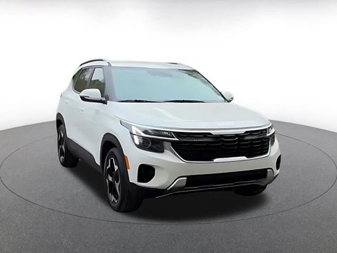 Used 2025 Kia Seltos S FWD image 3