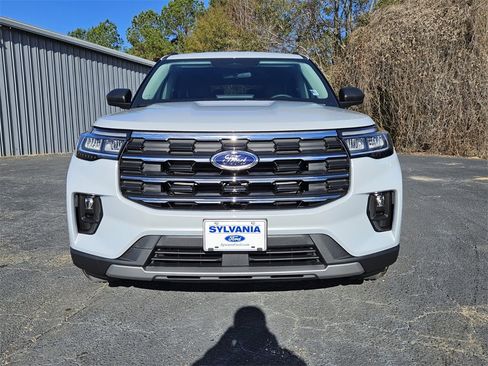 New 2026 Ford Explorer Active image 2