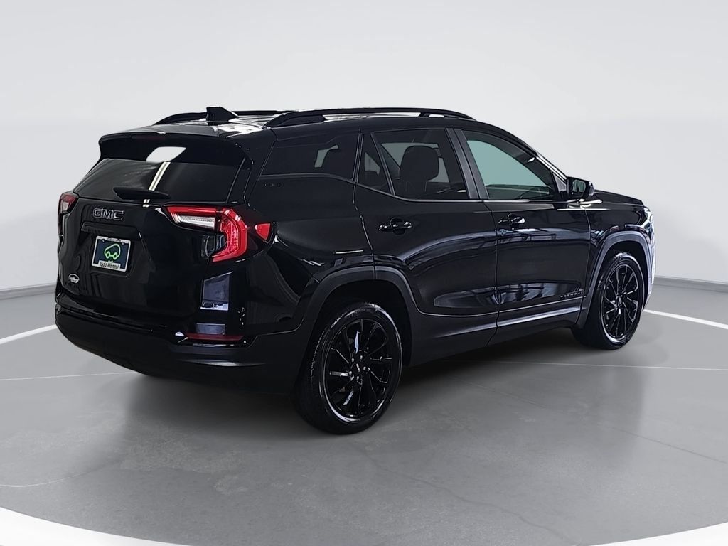 Certified 2023 GMC Terrain SLE w/ Driver Convenience Package FWD image 3
