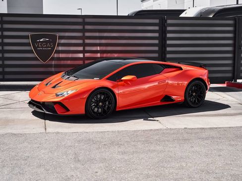 Used 2023 Lamborghini Huracan Tecnica RWD image 5